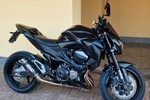 Kawasaki Z 800 total black edition