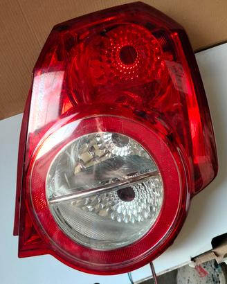 fanali posteriori aveo 2009