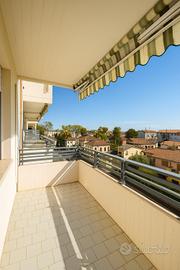 SPLENDIDO APPARTAMENTO 3 CAMERE E 3 TERRAZZE ABITA