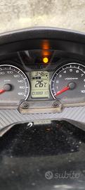 Suzuki Burgman 400 ABS (2019)