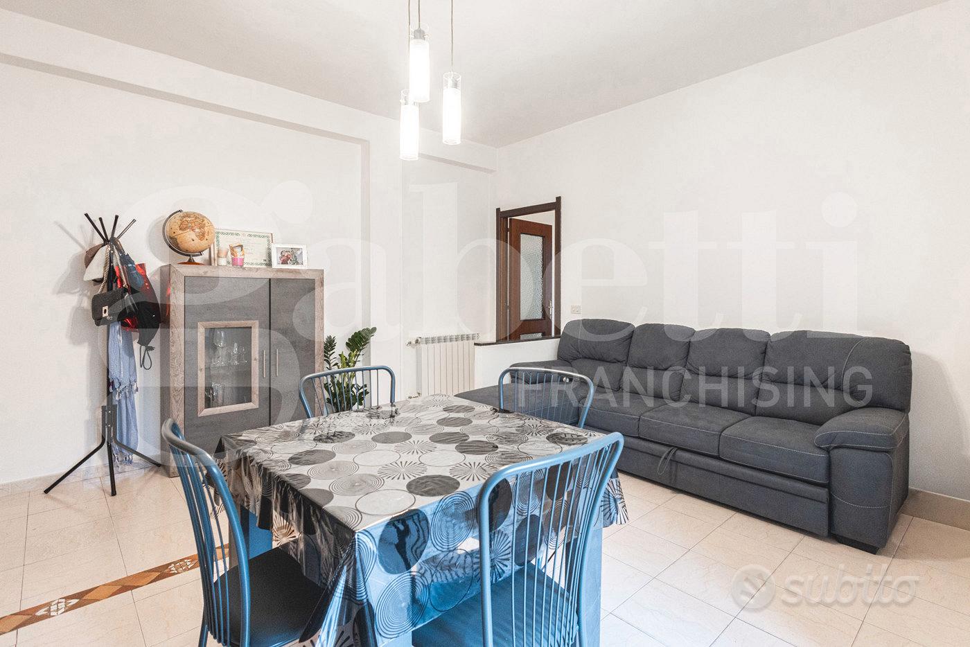 Apartment in Cagliari, Is Mirrionis - Vista 4
