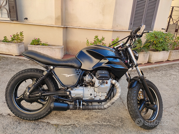 Moto Guzzi Breva 750 café racer