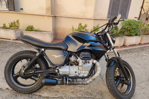 Moto Guzzi Breva 750 café racer