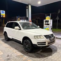 VW Touareg 3.2 v6 benzina - 2003
