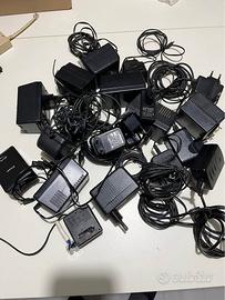 Alimentatori di vario genere, misura, potenza.