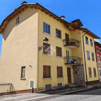 4 LOCALI A ROANA