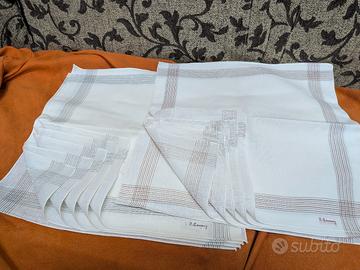 set di 12 fazzoletti in misto cotone e lino