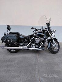 Yamaha XVS 1300 Midnight Star