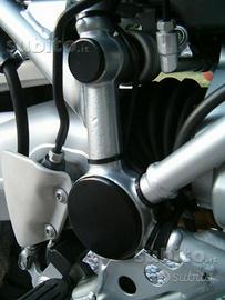 Tappi ricavati dal pieno per telaio R1200GS