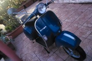 Vespa P150 X