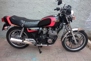 Moto Yamaha 550 anno 1981