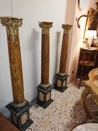 3 colonne antiche laccate e dorate in legno