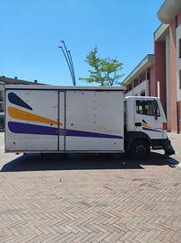 Camion negozio