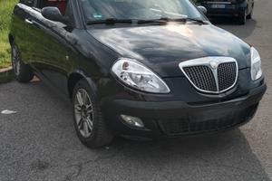 Lancia Ypsilon 1.4 16V Platino