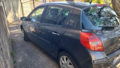 Clio versione Ripcurl