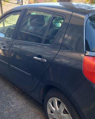 Clio versione Ripcurl