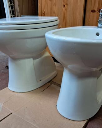Coppia di sanitari water e bidet