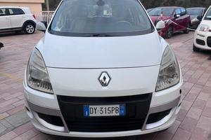 Renault Scenic Scénic X-Mod 1.9 dCi 130CV Luxe