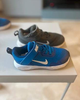 Scarpe bambino Nike buone condizioni taglia 26 27