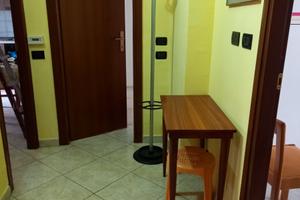 Libero posto letto camera doppia per donna