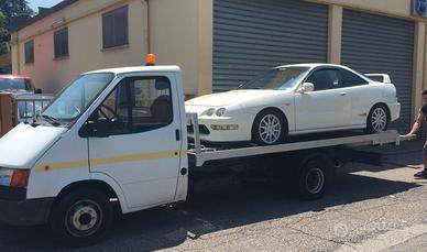 Carroattrezzi ford transit mk3
