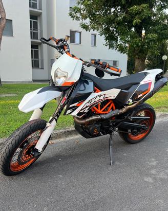 Ktm 690 SMC