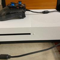 Xbox one S 1 TB + controller + cuffie gaming