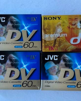 Lotto 4 Cassette Mini DV 60 min Nuove (JVC, Sony)