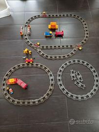 Lego Duplo treno 2745 e 2932 parziali + binari