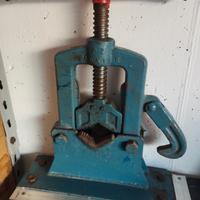 Morsa da banco per filiera Pionier P2