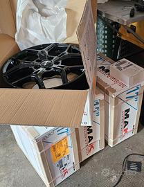 MAK EPICA GLOSS BLACK 17"