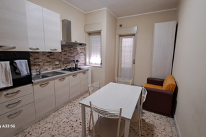 Stanze per studentesse zona Policlinico