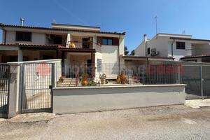 Villa a schiera Statte [RAF1AVRG]