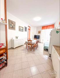 Appartamento al mare a piedi5 posti letto