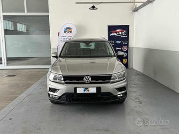 VOLKSWAGEN Tiguan 2.0 TDI SCR DSG Business BlueMot