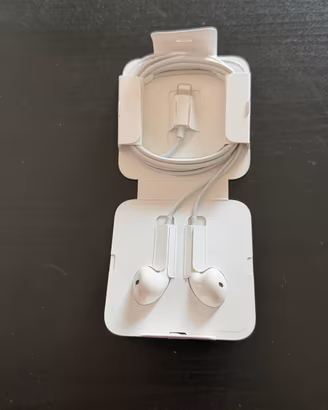 Auricolari earpods Apple uscita lightning