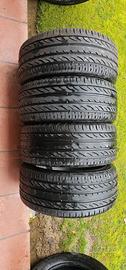 4 gomme 225 45 17 94 Y Pirelli P Zero Nero a 90%