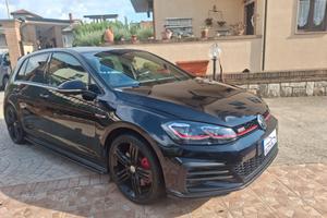 Volkswagen Golf GTI Performance 2.0 245 CV TSI 5p.
