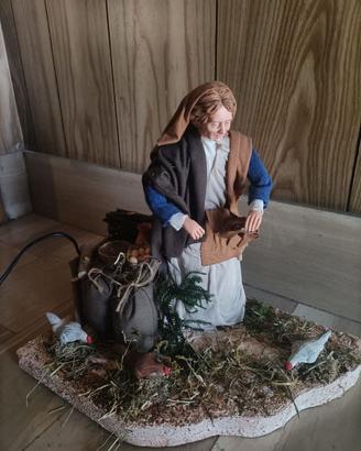 Statua in movimento presepe 24/30 cm Contadina