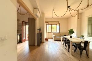 Appartamento ristrutturato con 3 camere e garage