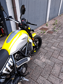 Ducati scrambler 800