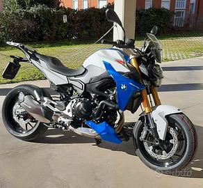BMW F 900 R anno 2023