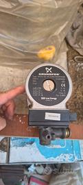 Circolatore Grundfos UPS 15-50