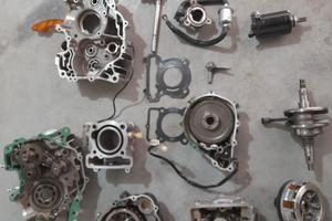 Parti motore SWM SM 125R del 2022