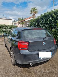 bmw serie 1.  116 2015