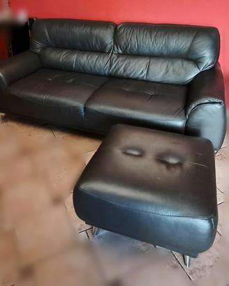 Divano 3 posti in pelle+pouf 