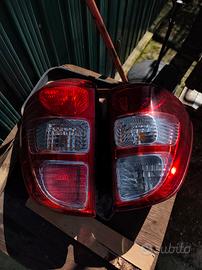 coppia di luci posteriori Daihatsu terios