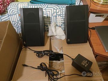 casse speakers attive  acoustic research
