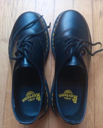 Dr. Martens Air Wair