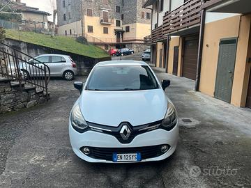 Renaul Clio 1.2 Live 75cv